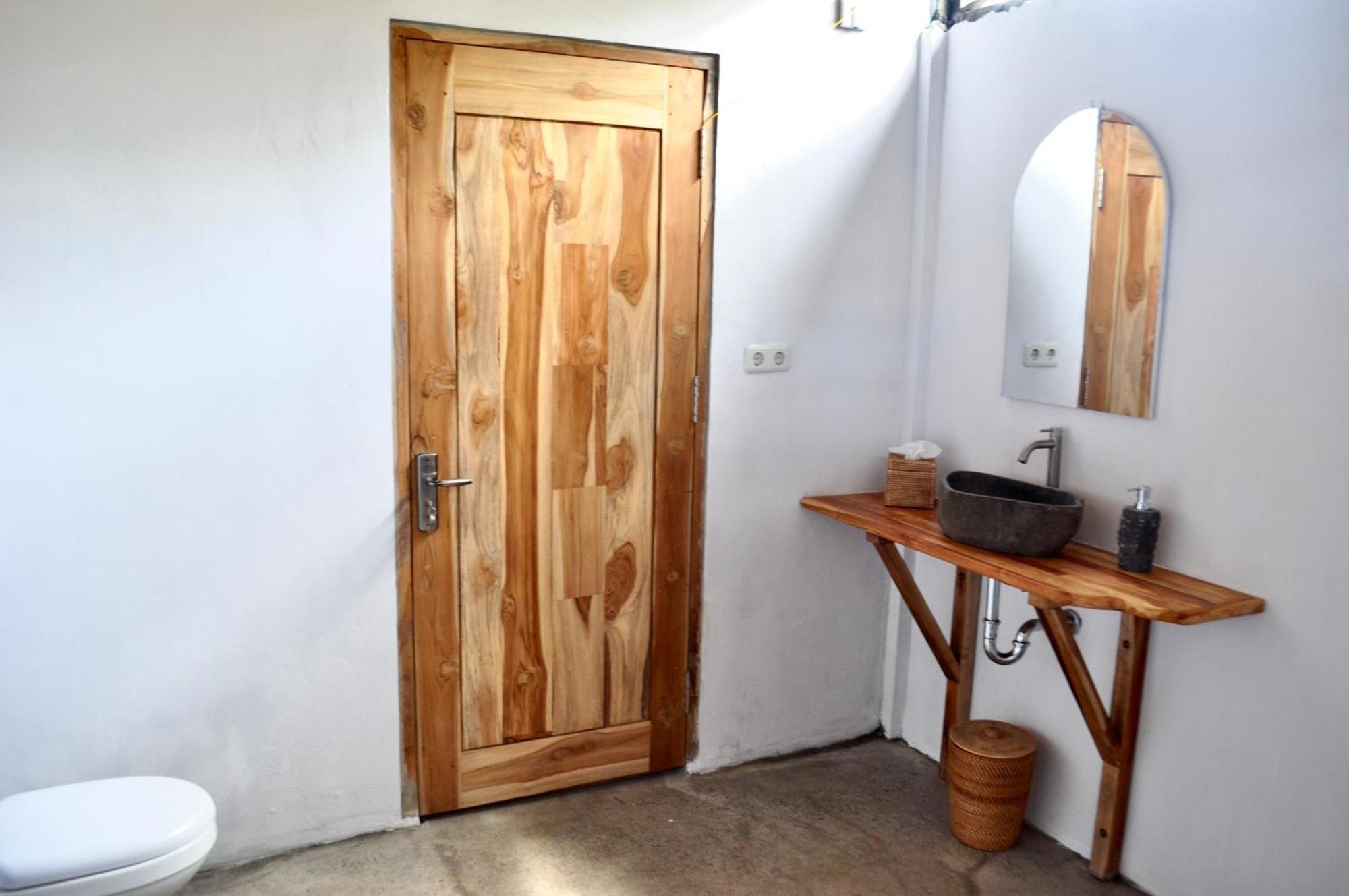 Ripbowl Guest House 塞隆贝拉纳克 外观 照片
