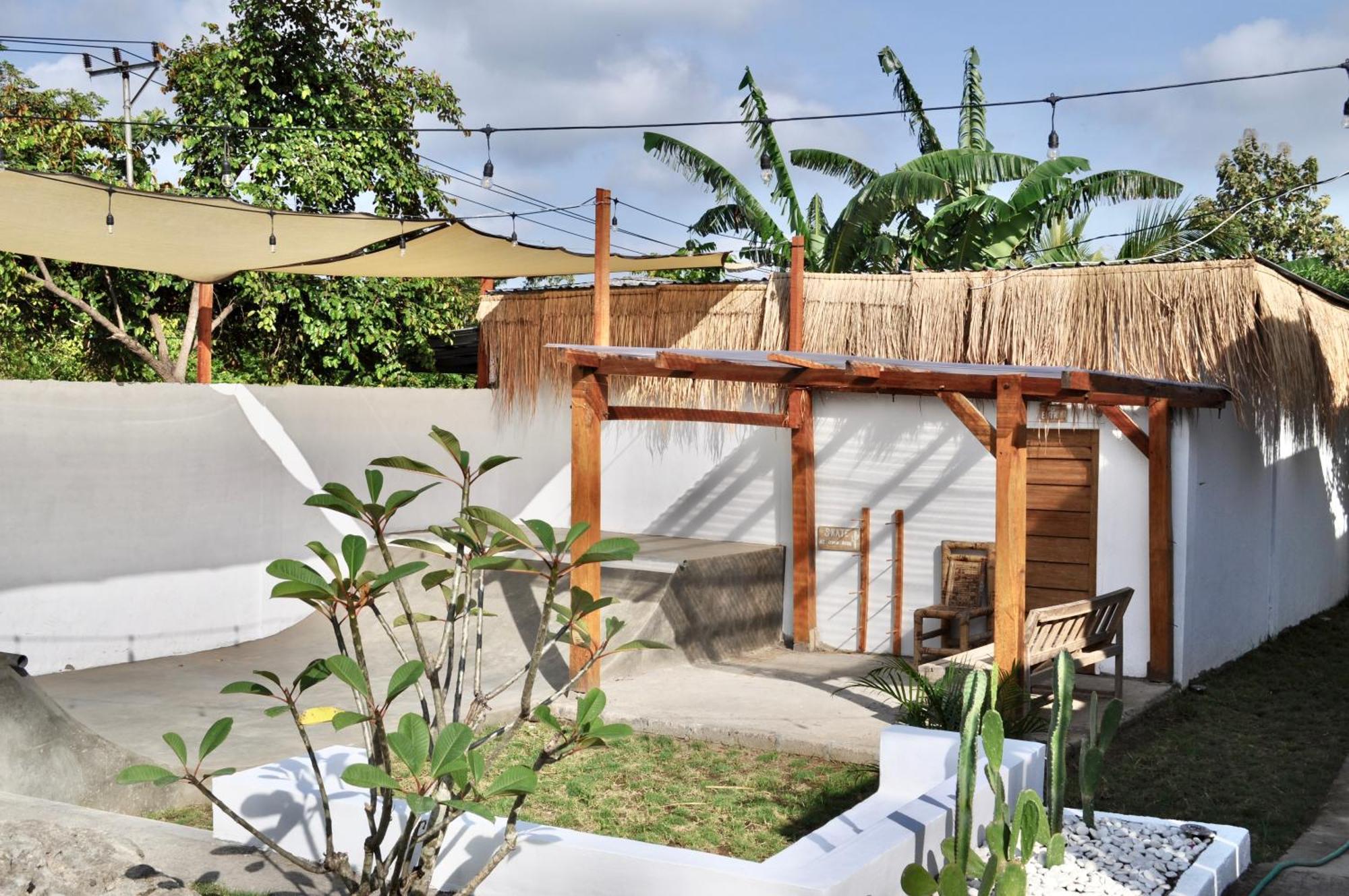 Ripbowl Guest House 塞隆贝拉纳克 外观 照片